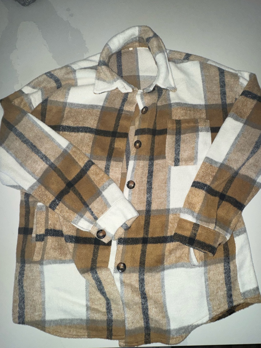 Cozy Plaid Button-Up Shirt Jacket in Camel & Cream